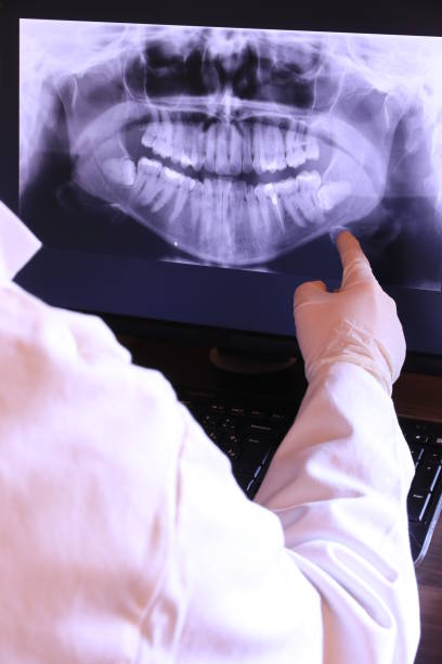 Best Broken or Cracked Tooth Emergency Dentist in Conehatta, MS